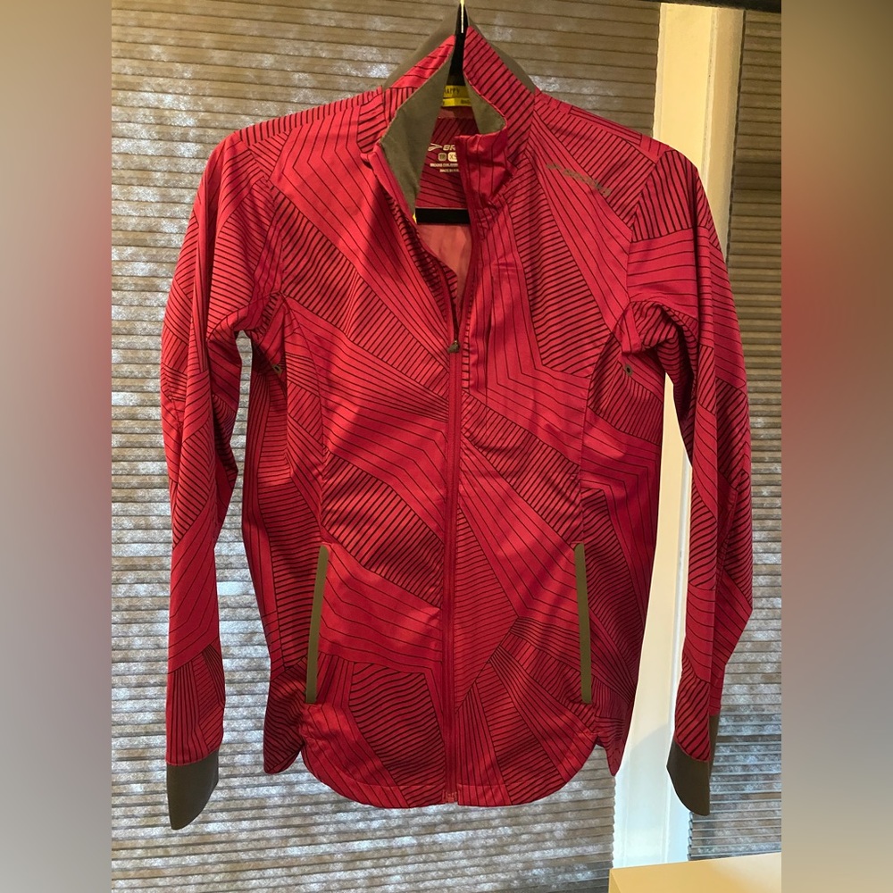 Brooks Run Happy Jacket